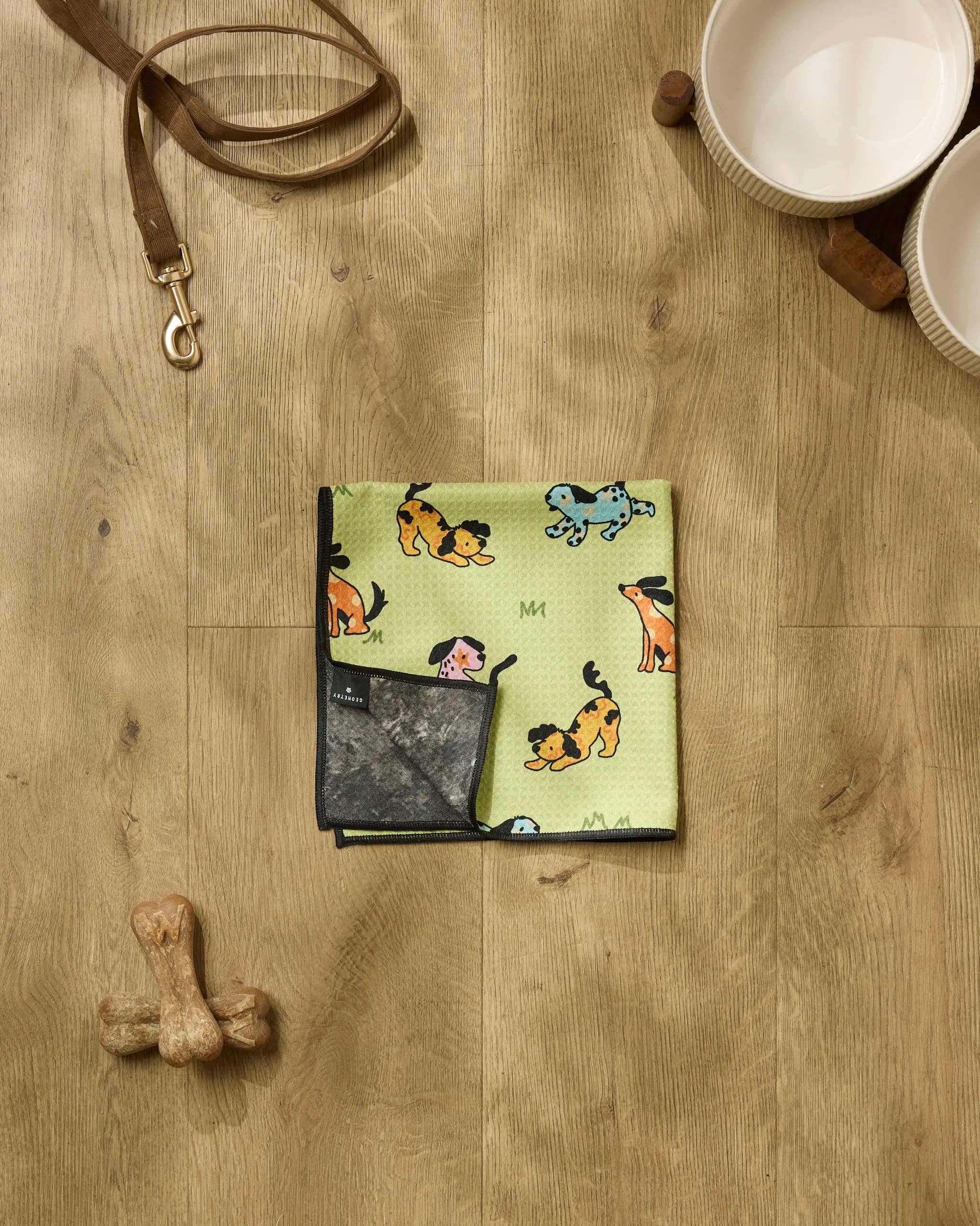 Summer Lawn Paw Towel
