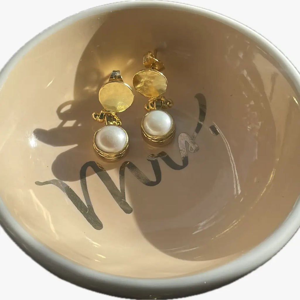 Miniature Circle Single Stone Hammered Earrings