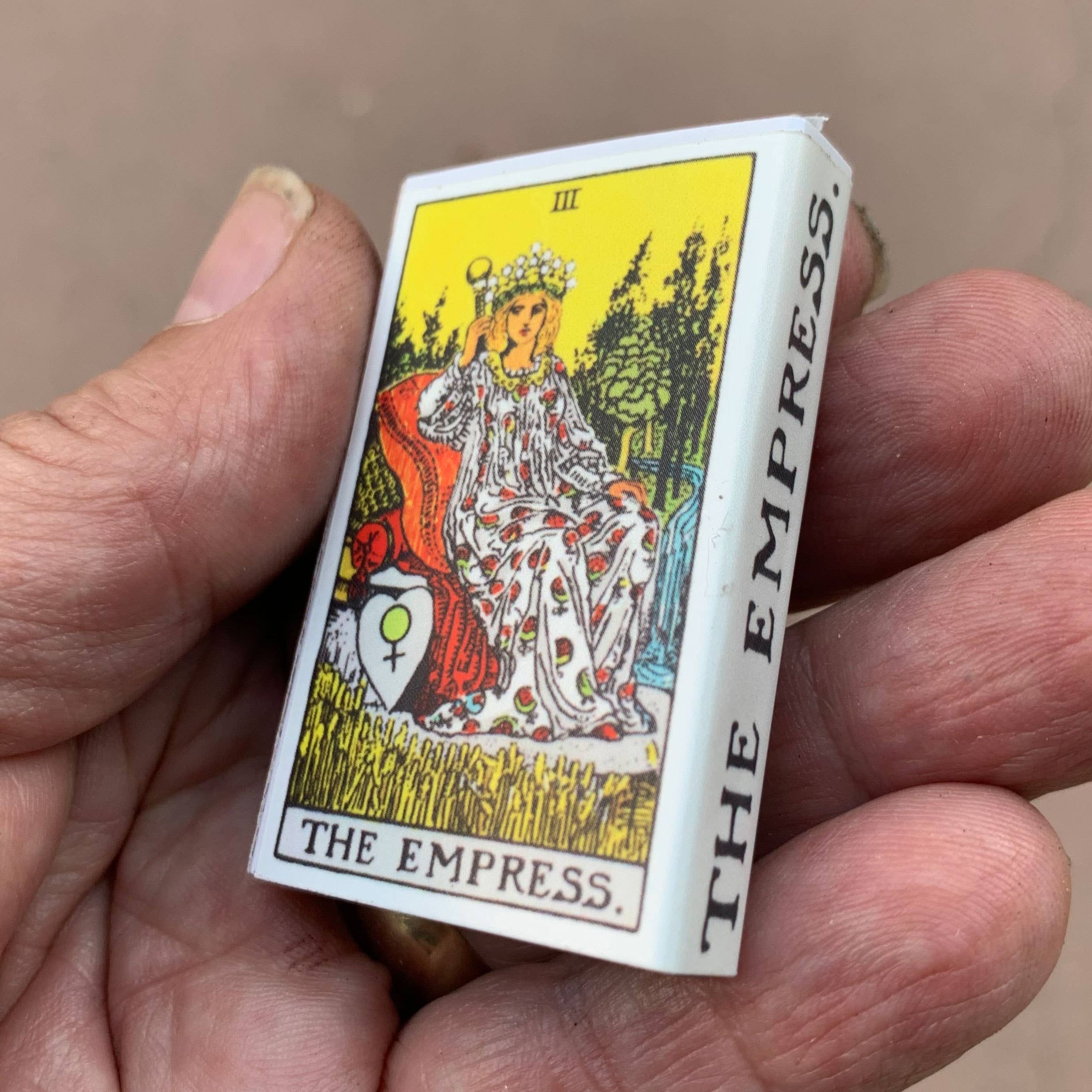 Tarot Matchbox - The Empress • Accessories for your Candles