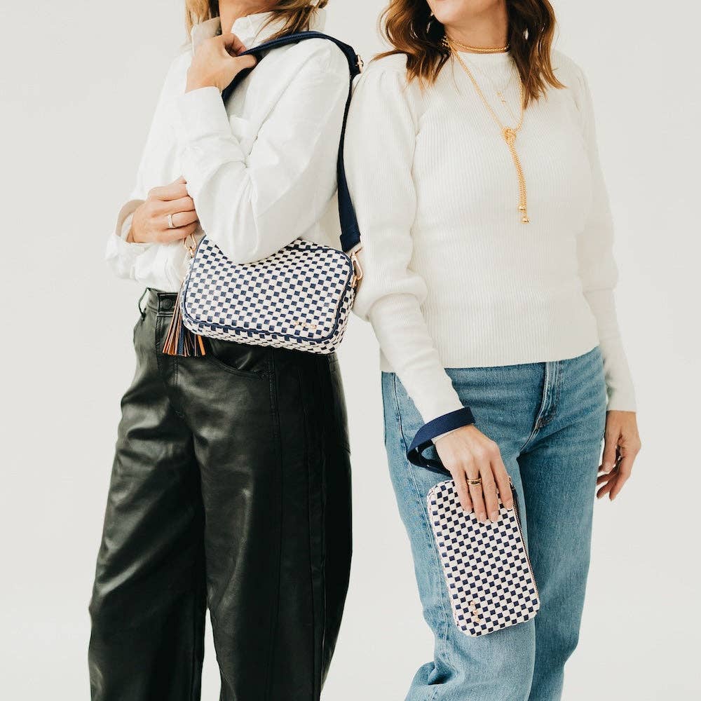 Woven Willow Camera Crossbody Bag Wholesale