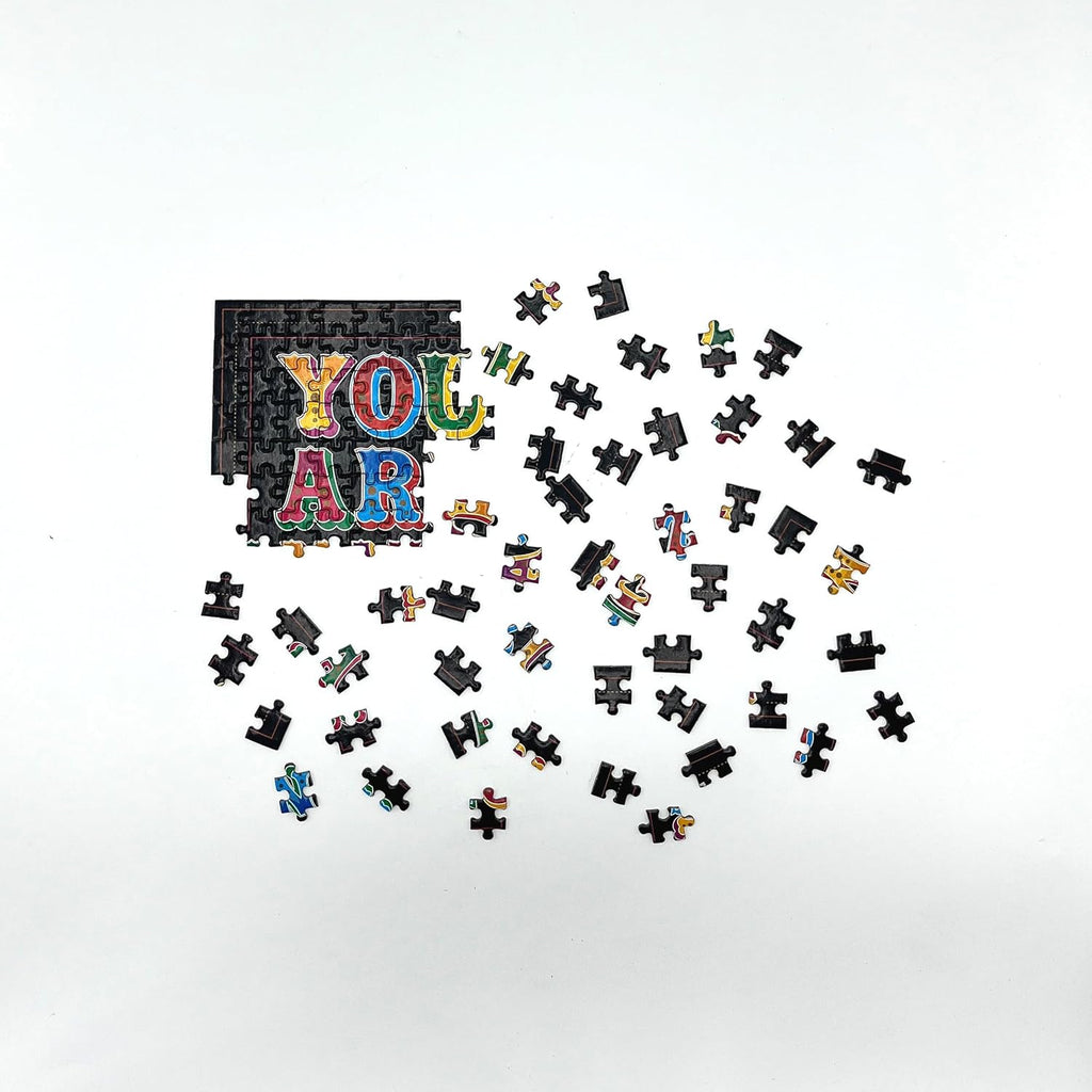 You are Amazing: an Uplifting Little 100-Piece Jigsaw Puzzle