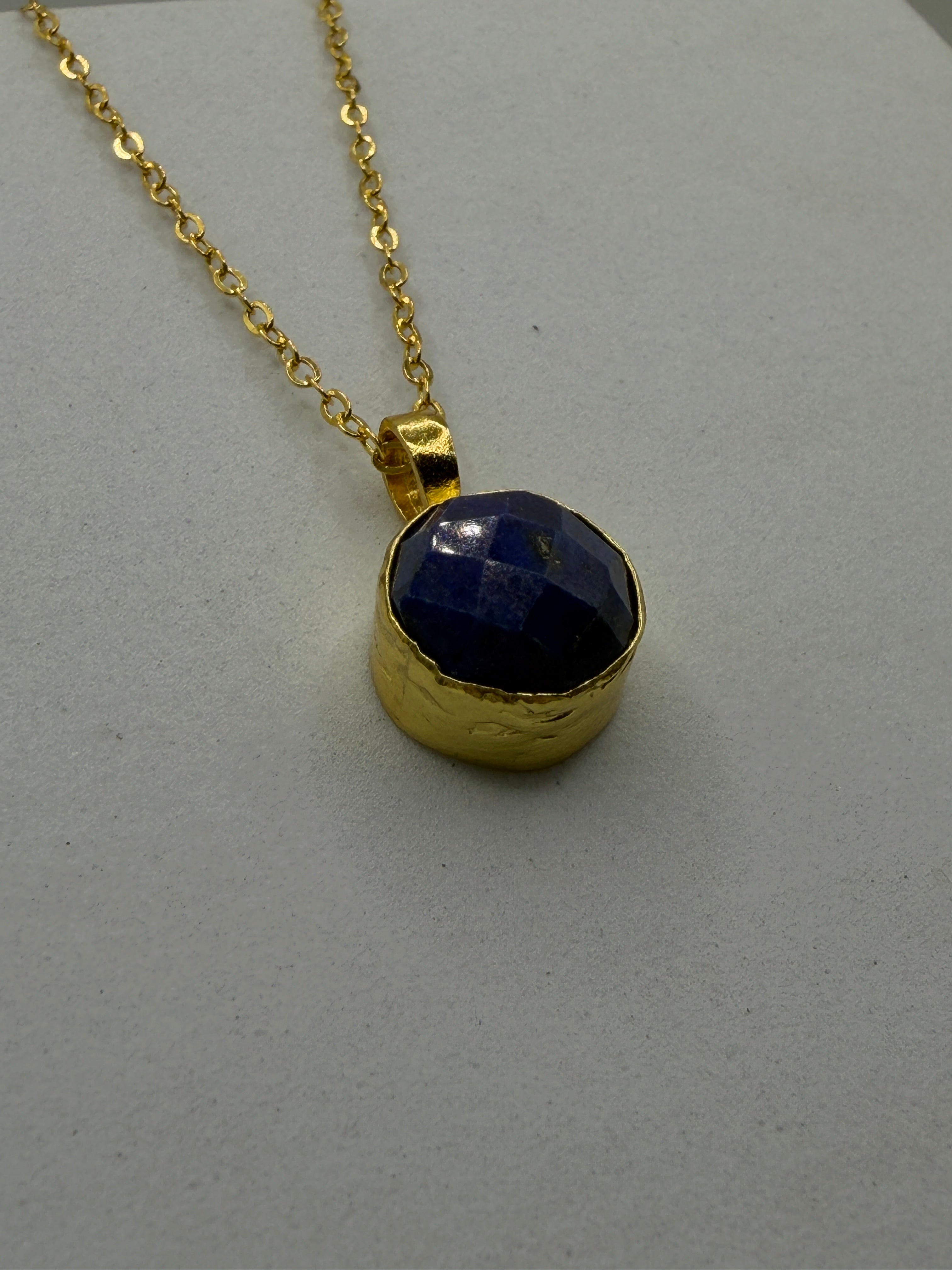 Small Circle Necklace