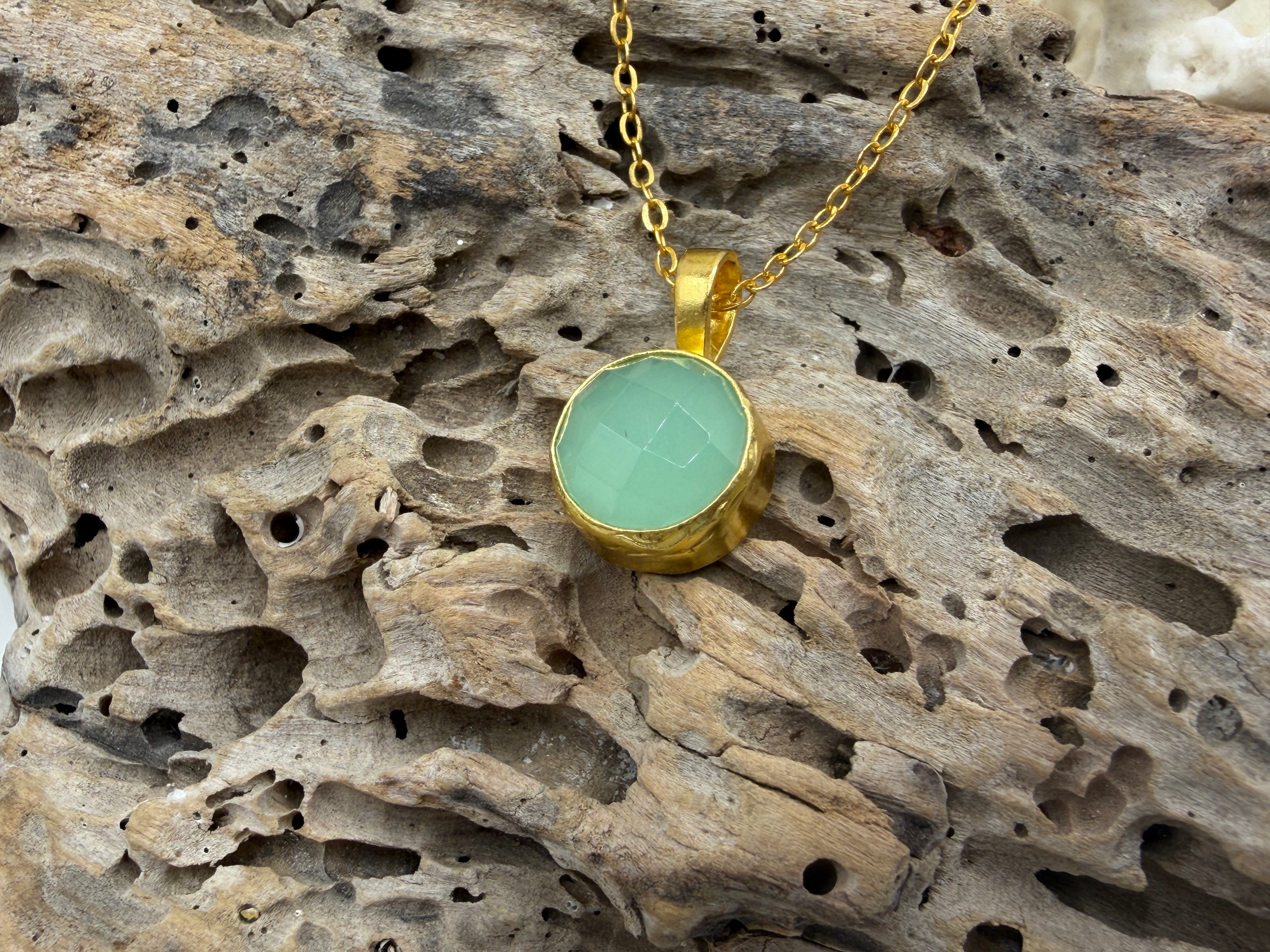 Small Circle Necklace