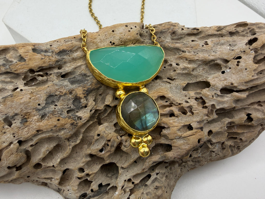 Double Stone Halfmoon Necklace