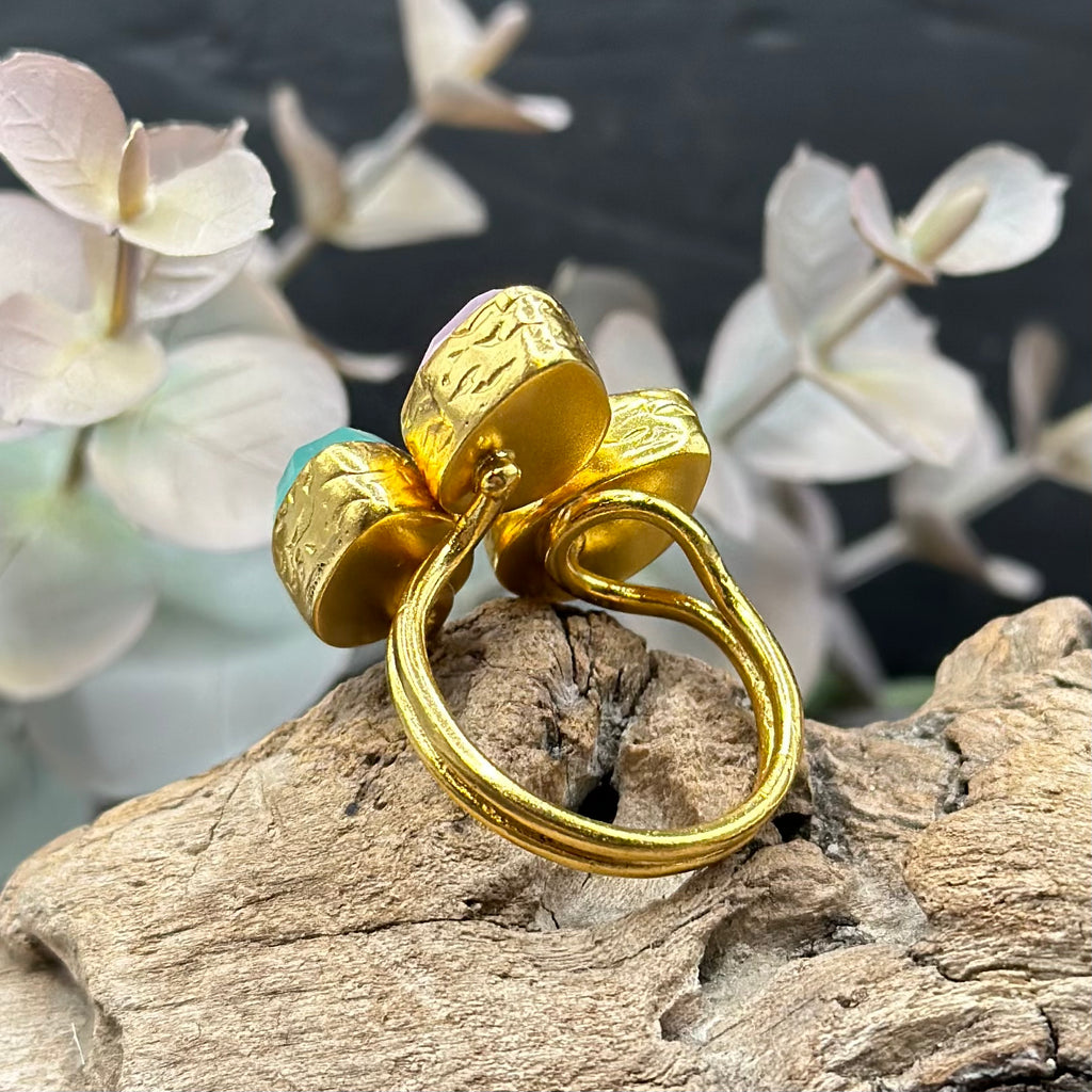 Three Stone Gem Box Ring