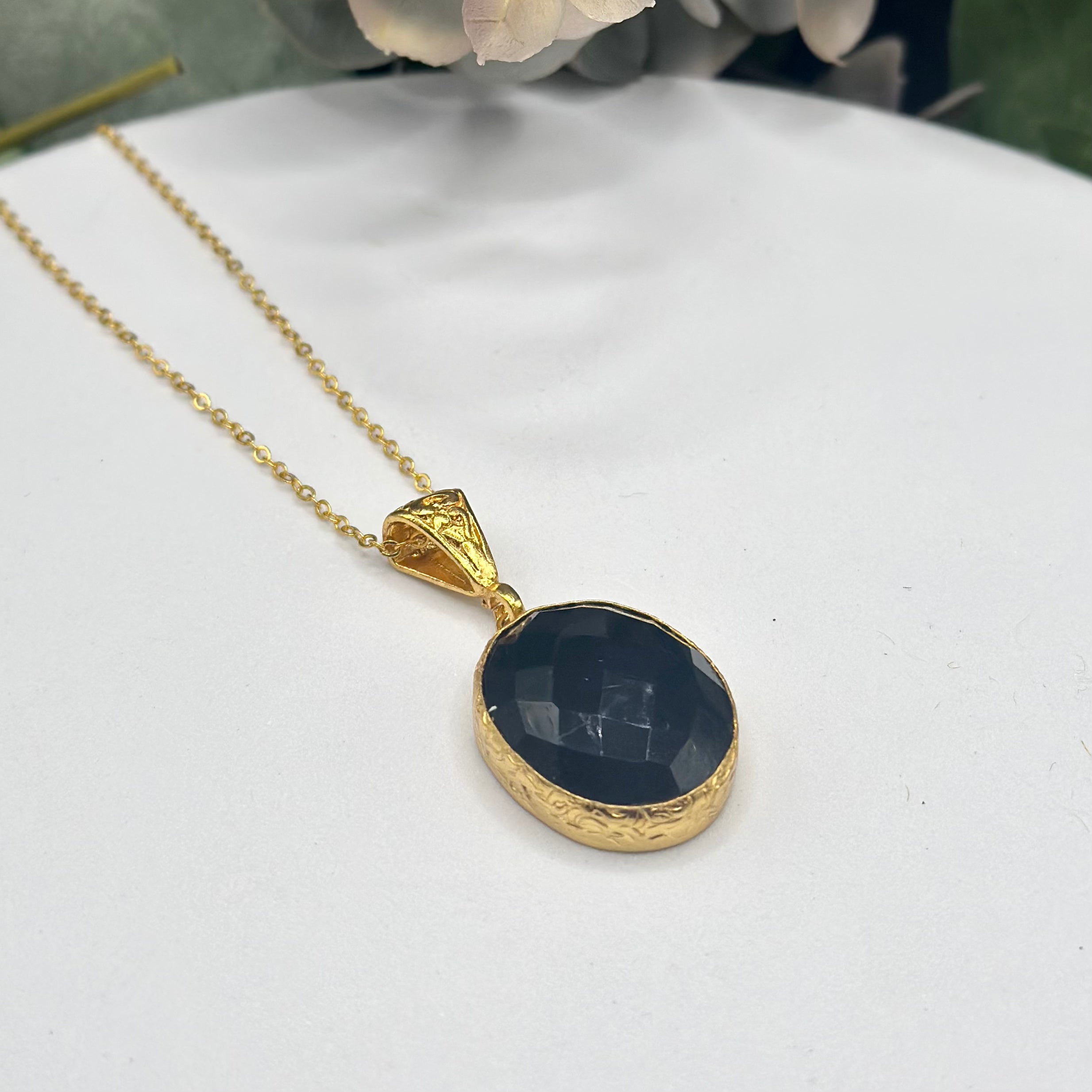 Oval Stone Necklace