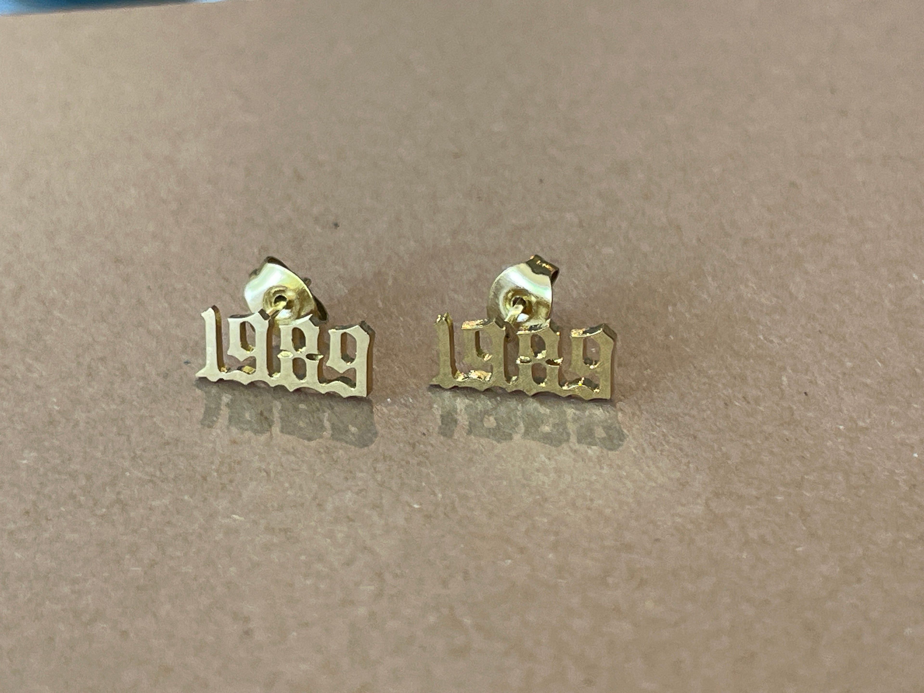 1989 Taylor Swift Studs