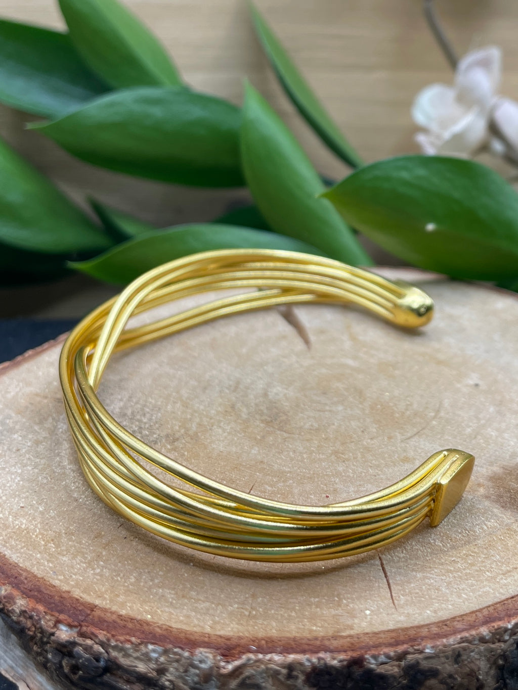 Threads Gold Bracelet