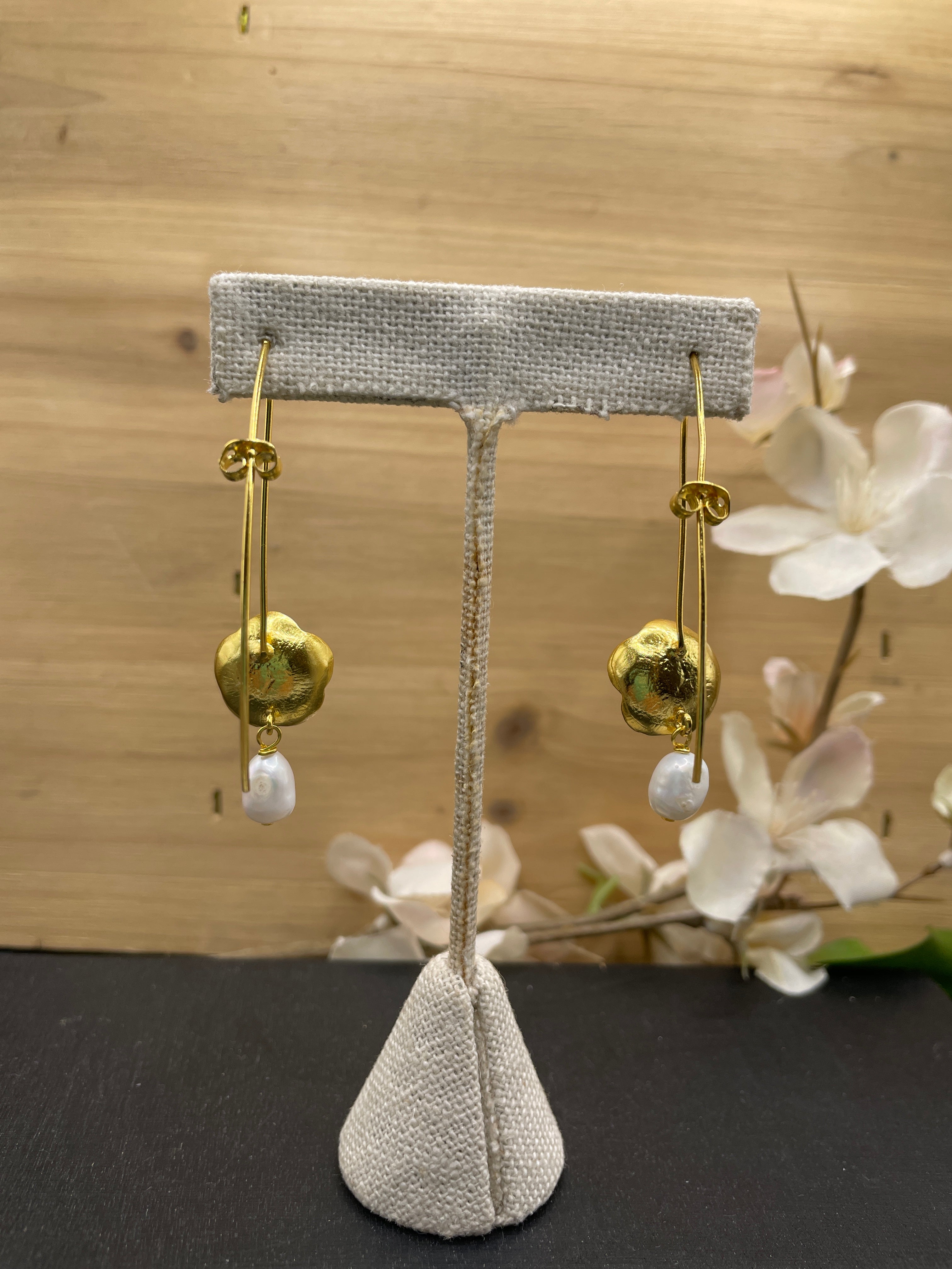 Flower and Pearl Pull Through Earrings