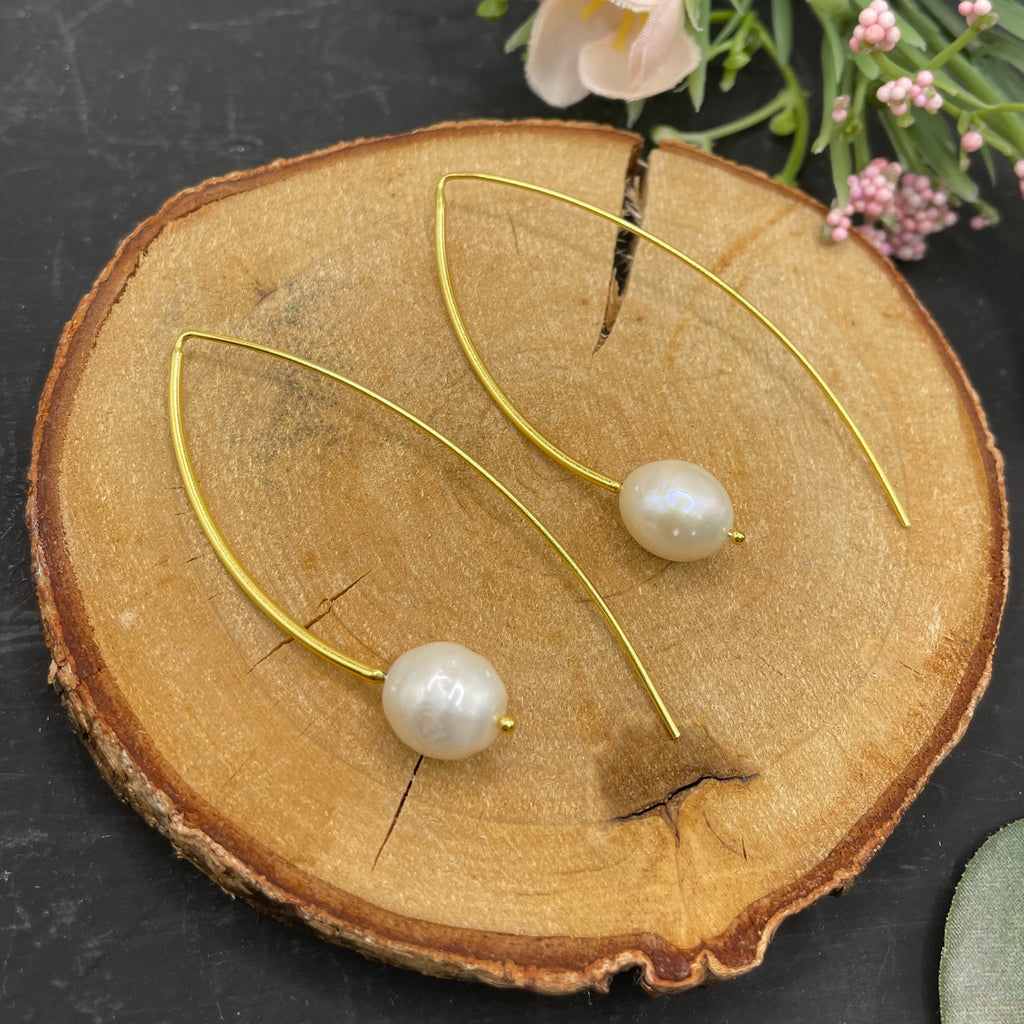 Single Pearl Hang-through Earring