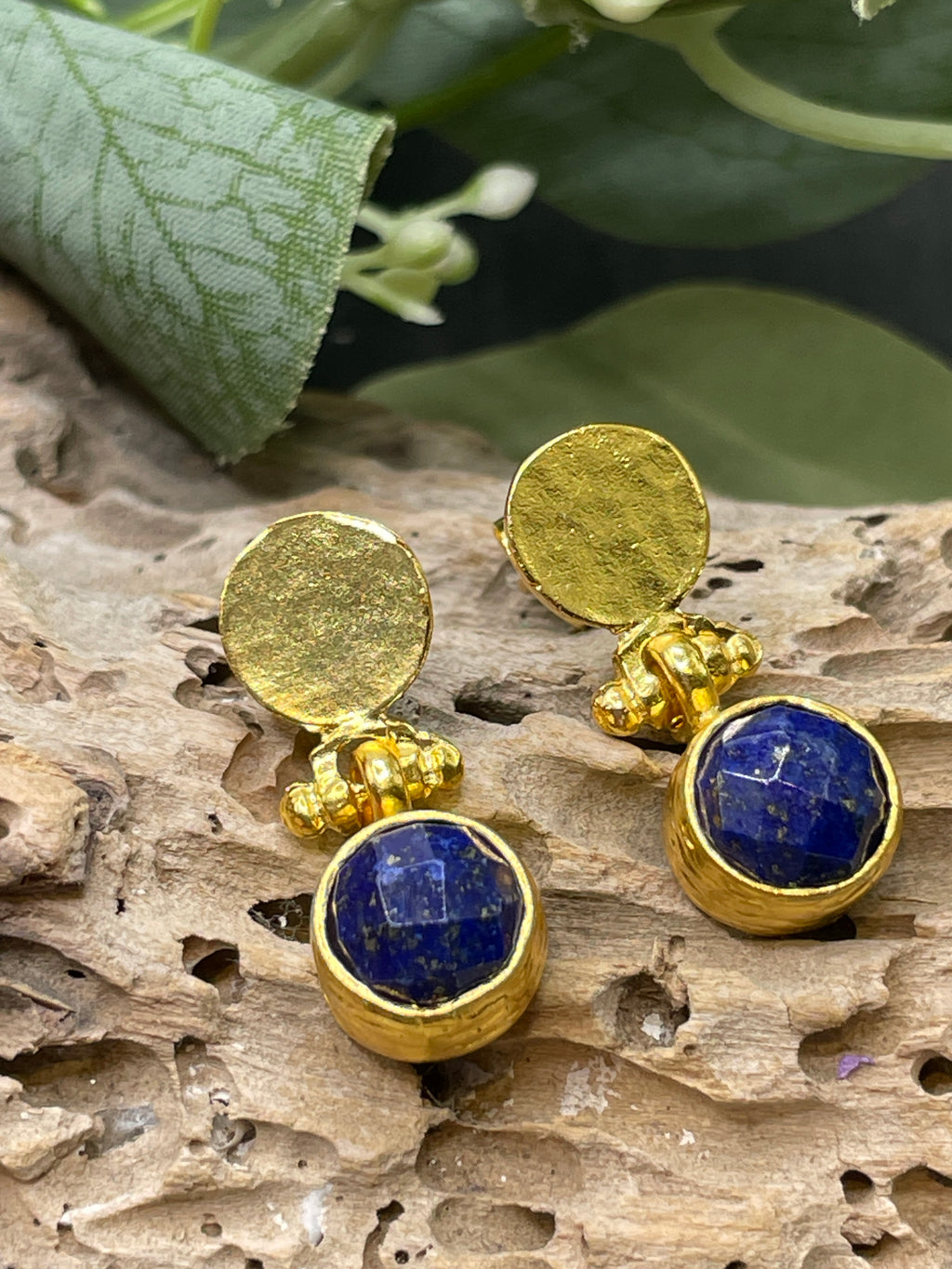 Miniature Circle Single Stone Hammered Earrings