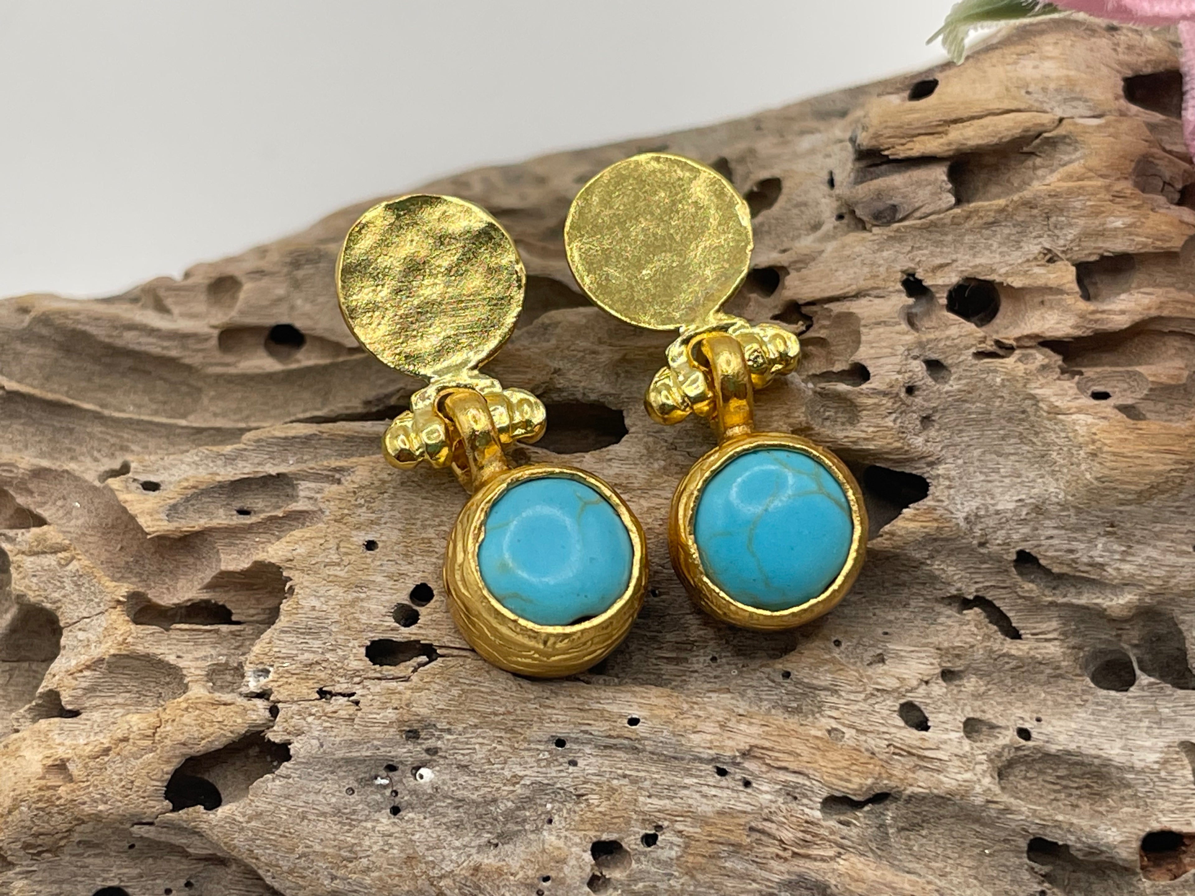 Miniature Circle Single Stone Hammered Earrings