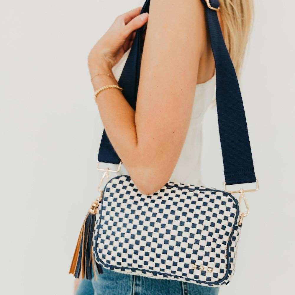 Woven Willow Camera Crossbody Bag Wholesale