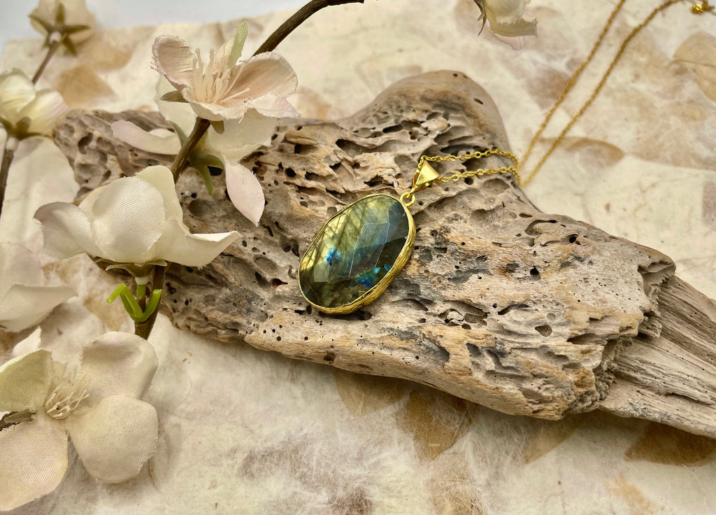 Oval Stone Necklace