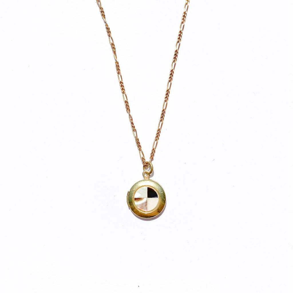 Checkered Shell Locket Necklace: 19"