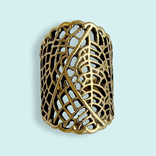 Leaf Lace Ring: Carde