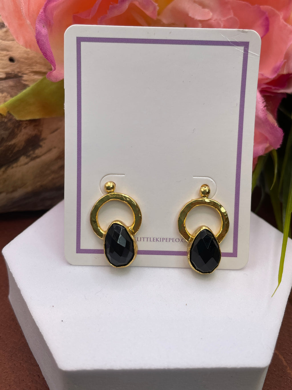 Circle Canna Teardrop Earring